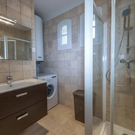 Maisons Jumelees Piana (Corsica)