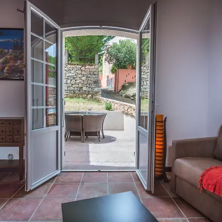 Semesterbostad Maisons Jumelees *